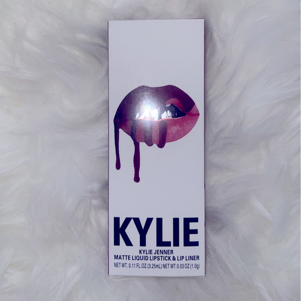 Brand-New Kylie Lip Kit in shade boujee.